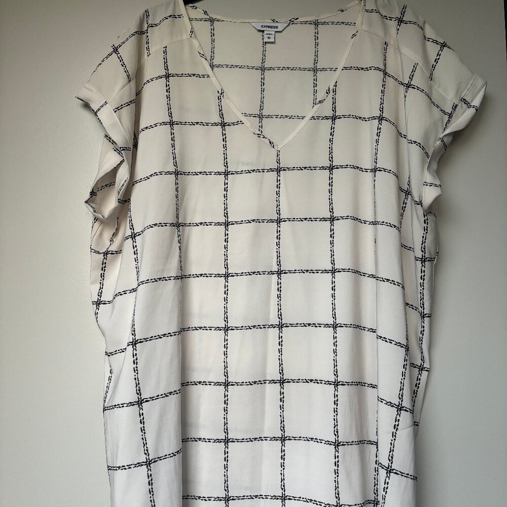 White grid pattern Express blouse XL